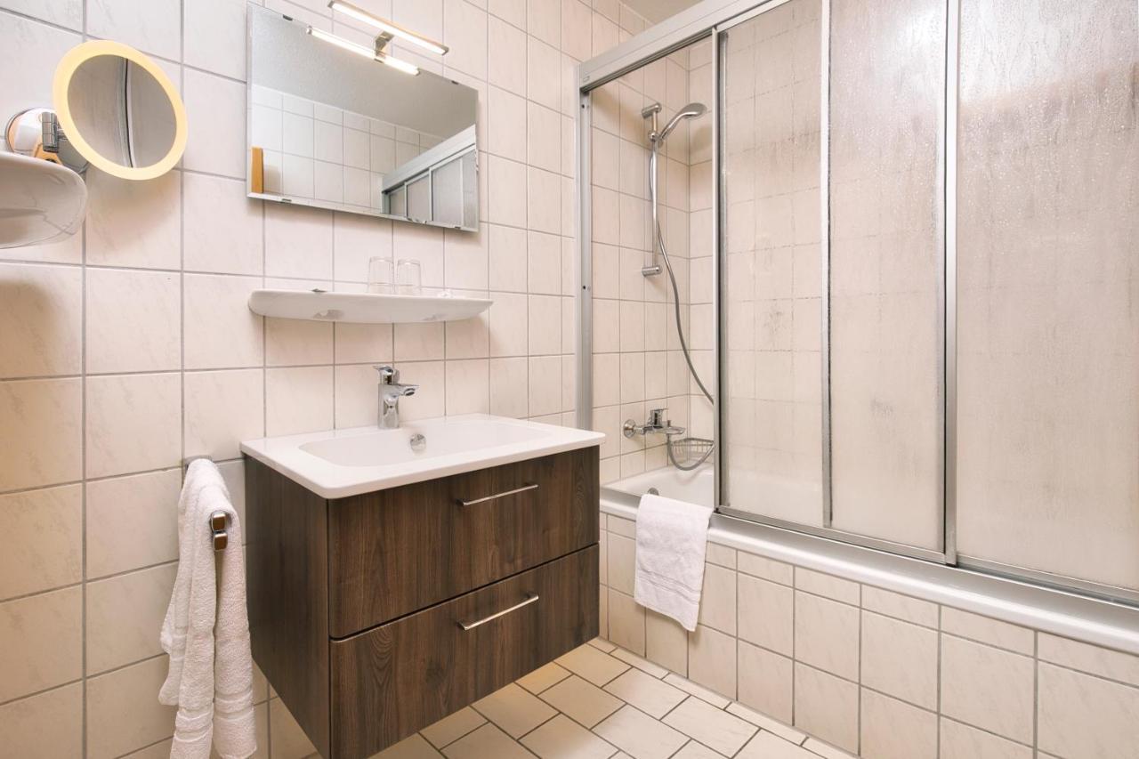 Hotel Zum Hirschen Lam Dış mekan fotoğraf