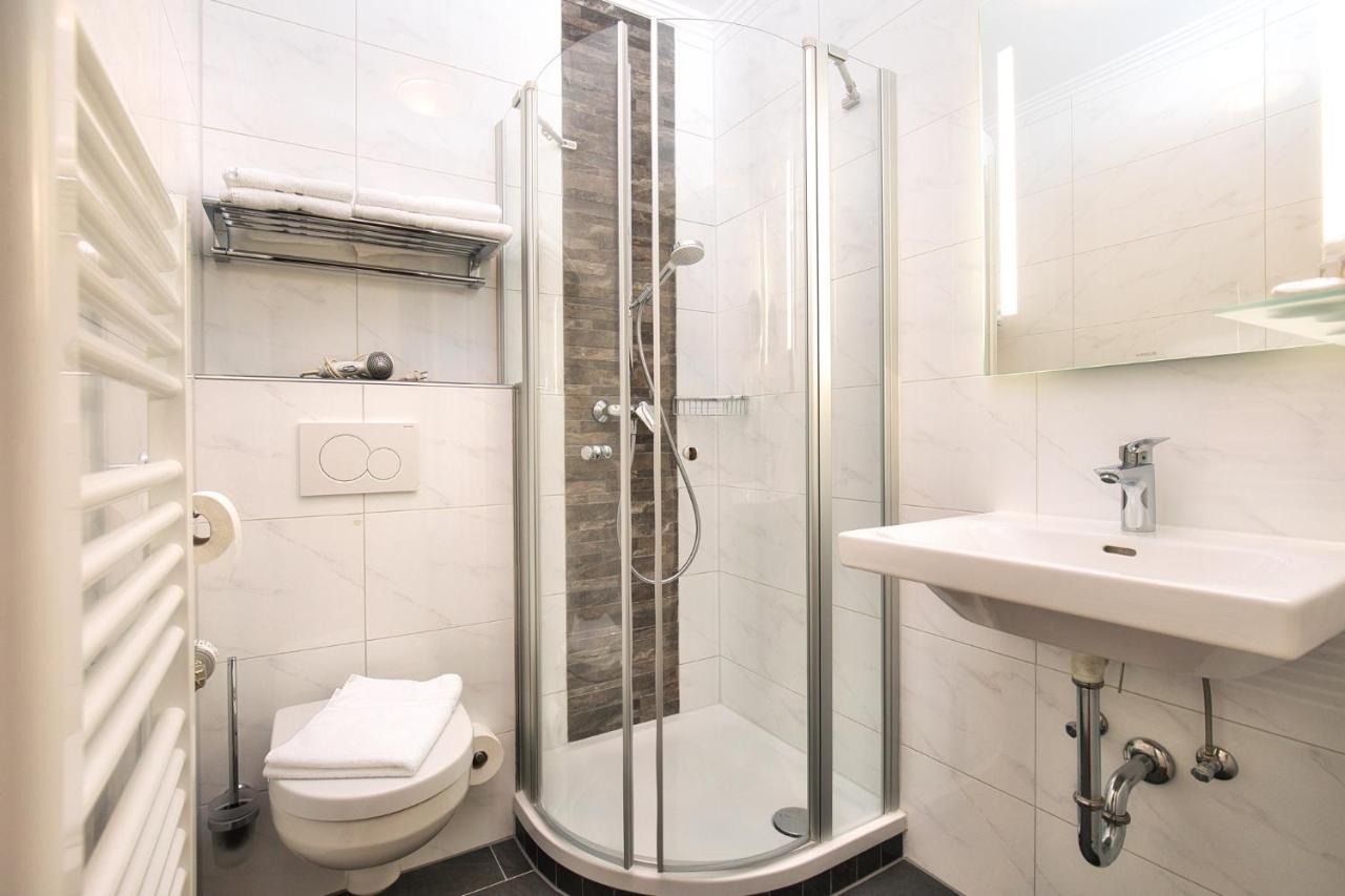 Hotel Zum Hirschen Lam Dış mekan fotoğraf